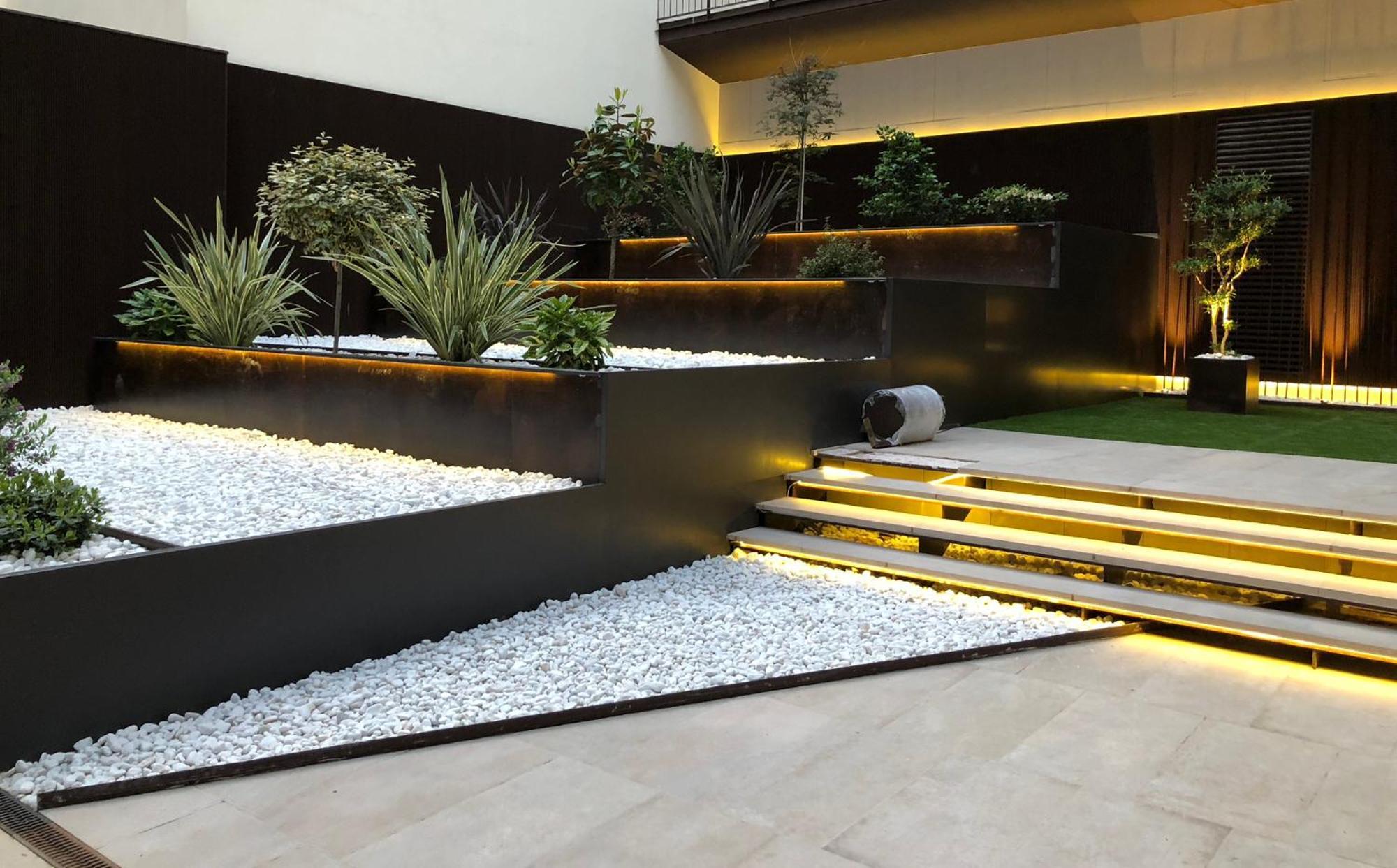 Apartamenticos Plaza Del Pilar I Zaragoza Bagian luar foto